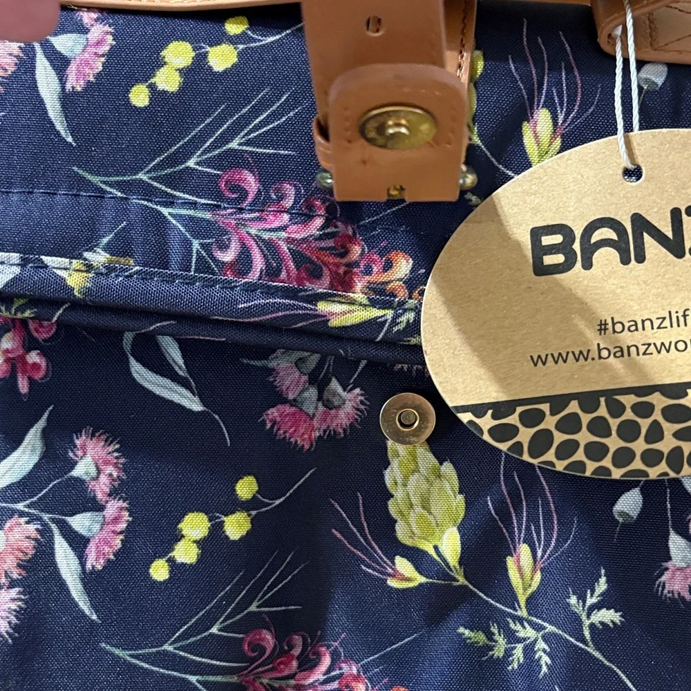 Banz Grevillea Navy Blue Floral Insulated Lunch Tote Bag New